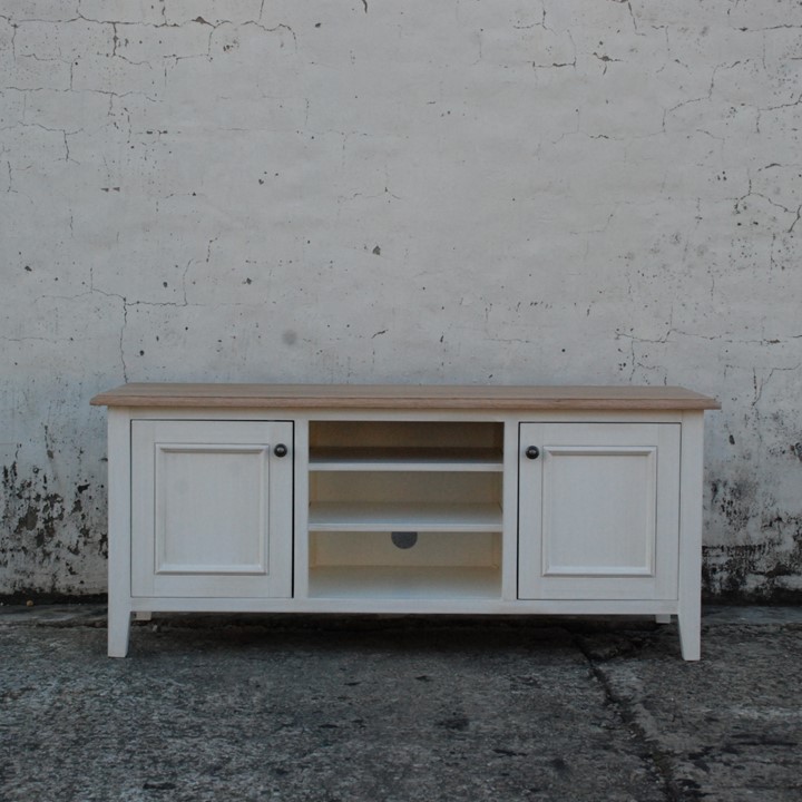 Bastille 2 Door & Shelf TV Unit - Image 3
