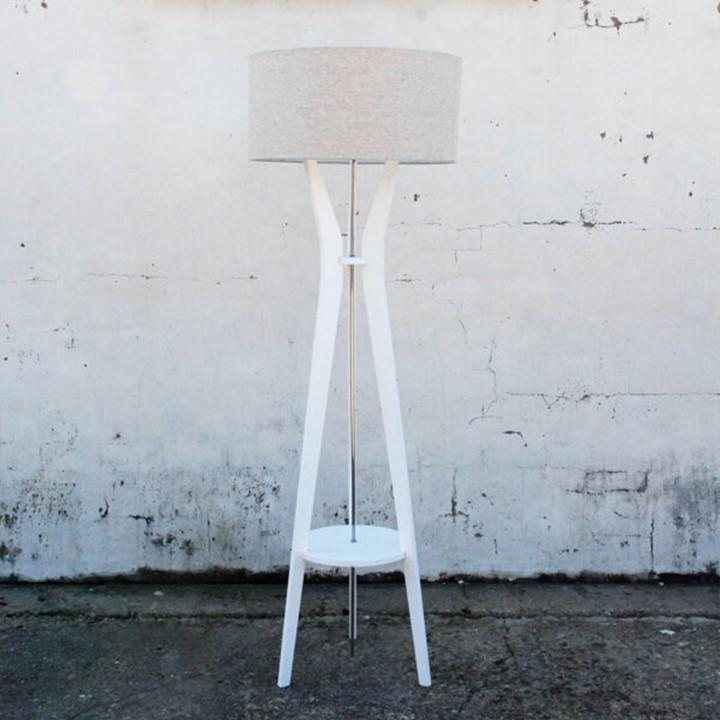 Dwell standing lamp – White