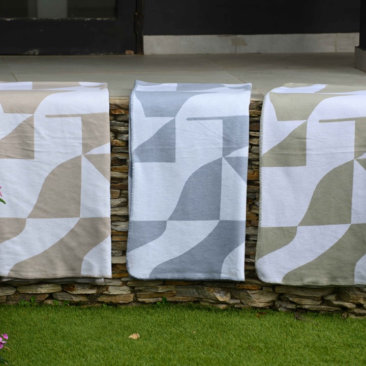 Amanda Cotton – Shapes Throw