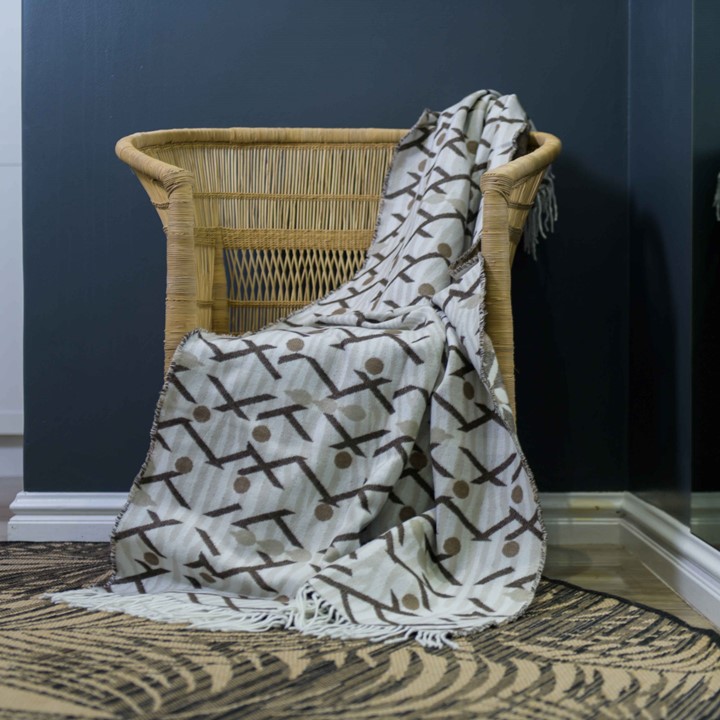 Himba | Oyster Grey/Cocoa Throw