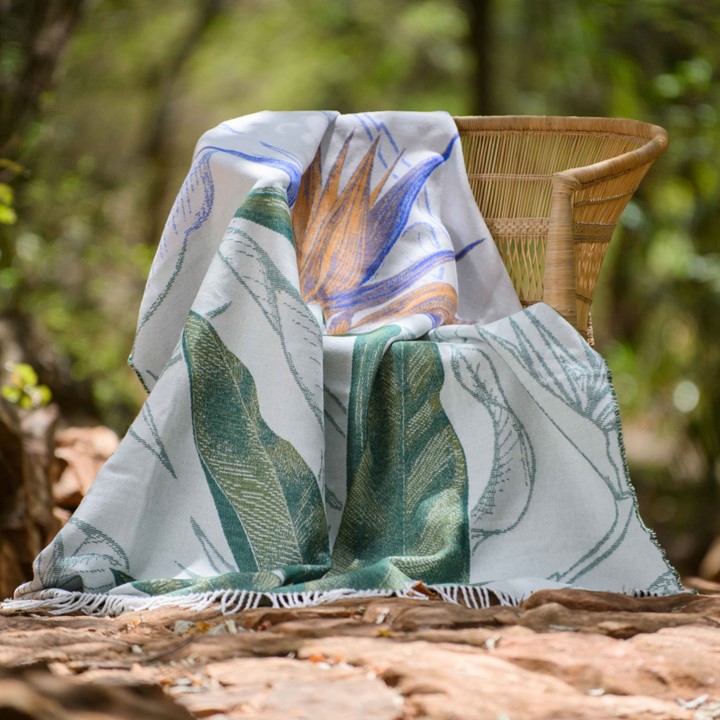 Strelitzia Throw - Image 3